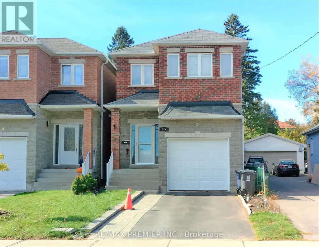 98b Heale Avenue, Toronto (Birchcliffe-Cliffside)