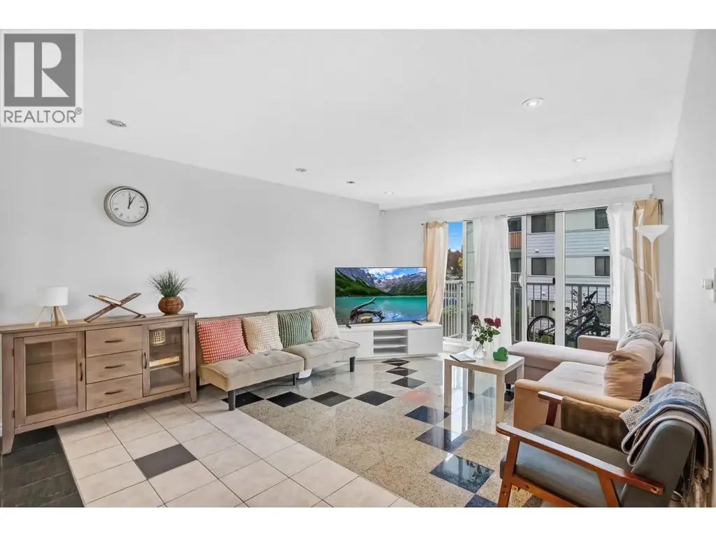 205 7220 Lindsay Road, Richmond