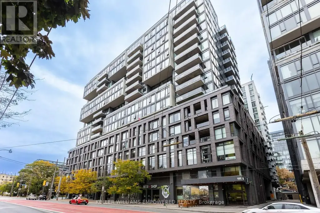 717 - 111 Bathurst Street, Toronto (Waterfront Communities)