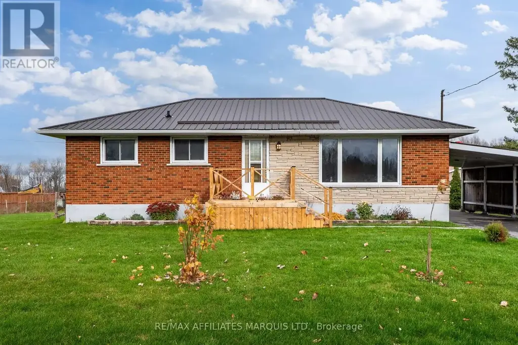 5245 Highway 138 Highway, South Stormont