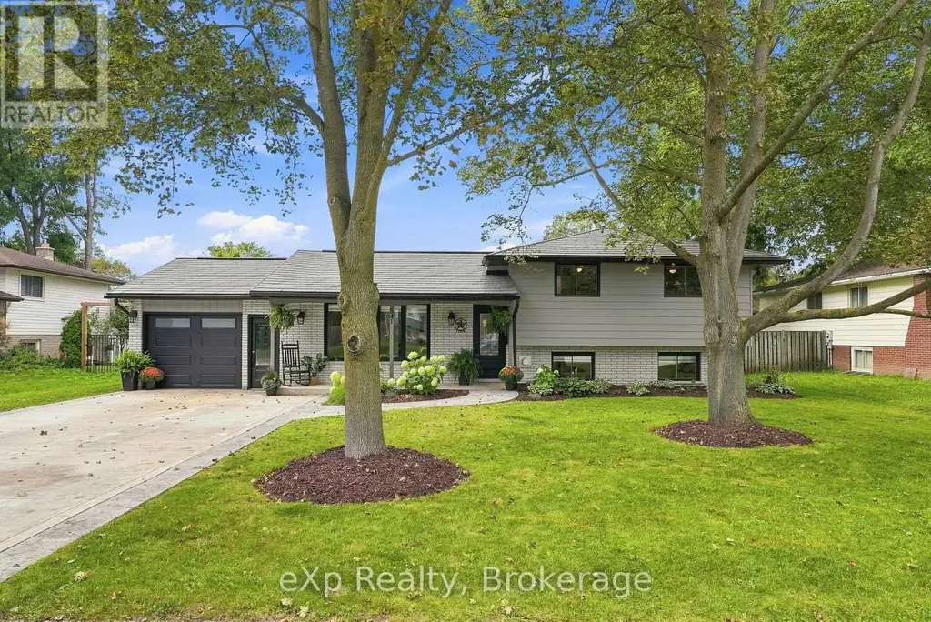 541 Oakview Crescent, Wellington North (Mount Forest)