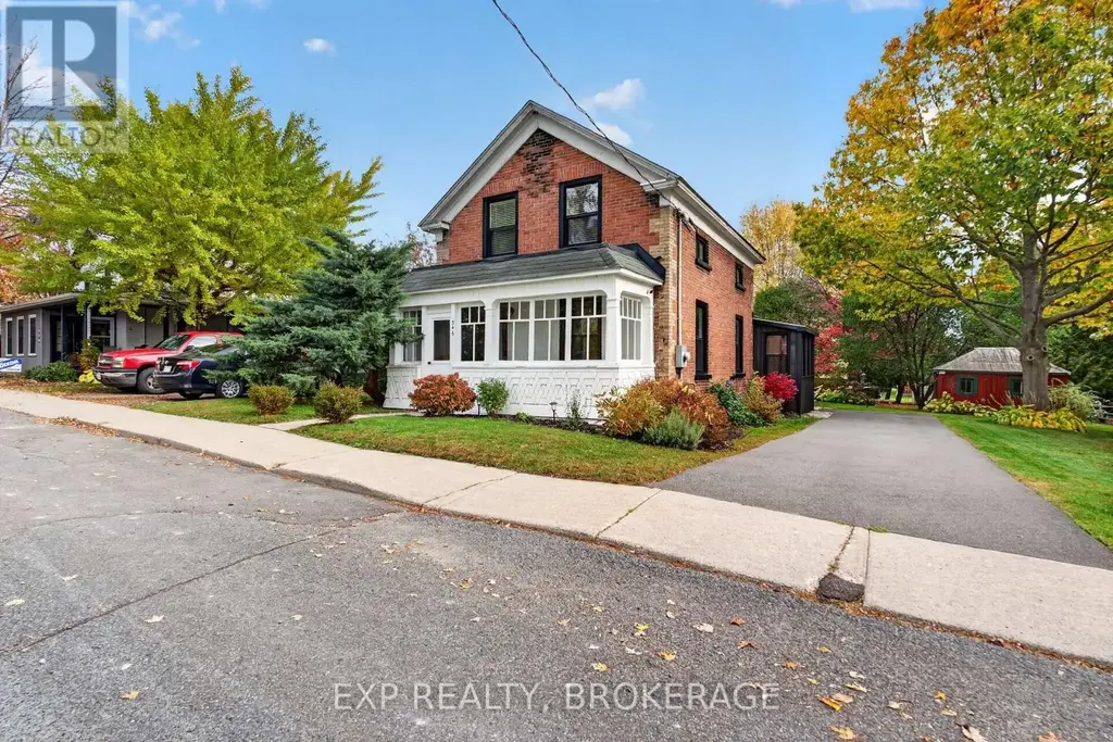 346 Russell Street, Prescott