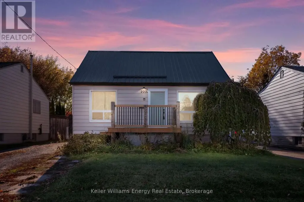 227 Marquette Avenue, Oshawa (Vanier)