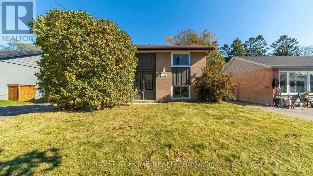 1517 Oxford Street, Oshawa (Lakeview)