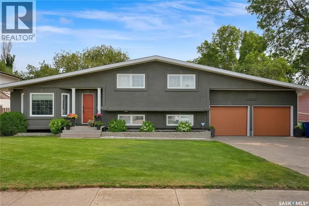 1623 General Crescent, Moose Jaw