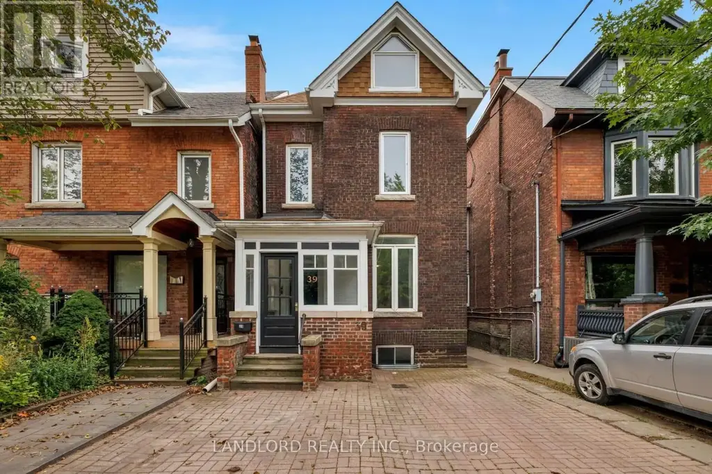 39 Riverdale Avenue, Toronto (North Riverdale)