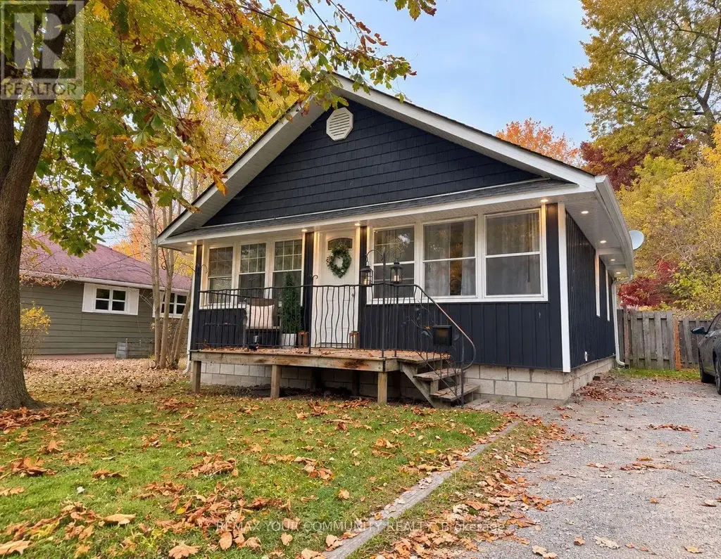 141 Cooks Bay Drive, Georgina (Keswick North)
