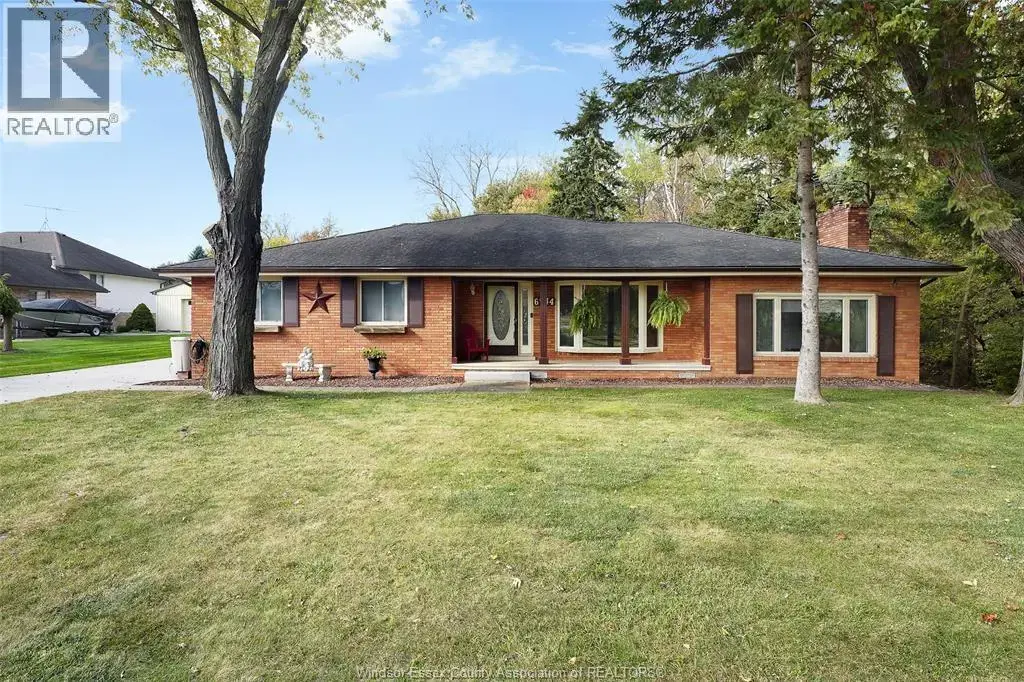 6944 Concession 6 North, Amherstburg