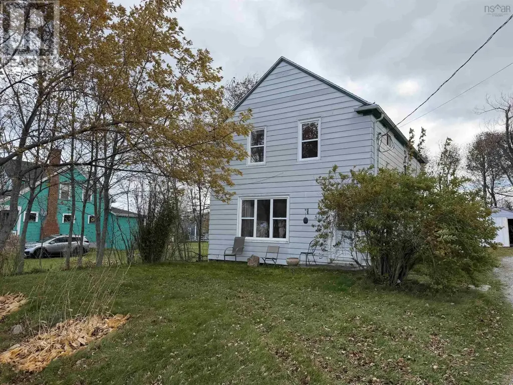 568 George Street, New Waterford