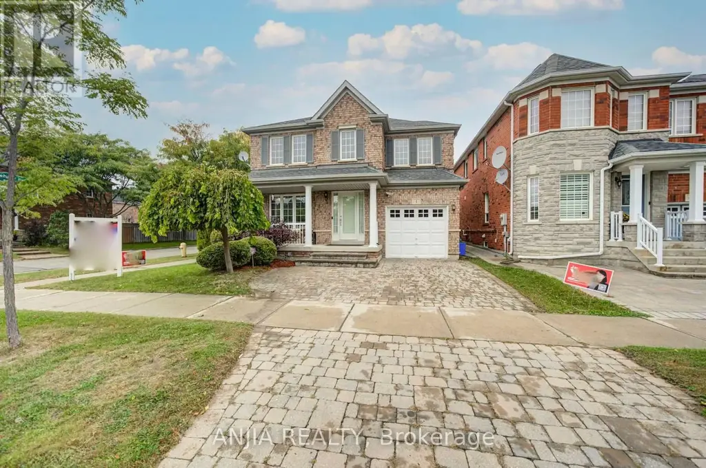 1 Aylesbury Gate, Markham (Berczy)