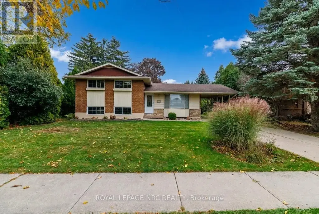 37 Harcove Street, St. Catharines (Vine/Linwell)