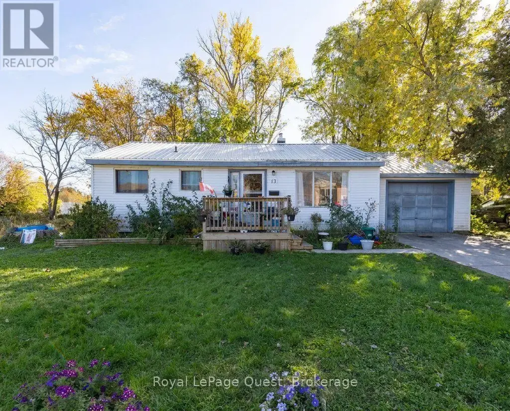 13 Grace Avenue, Orillia