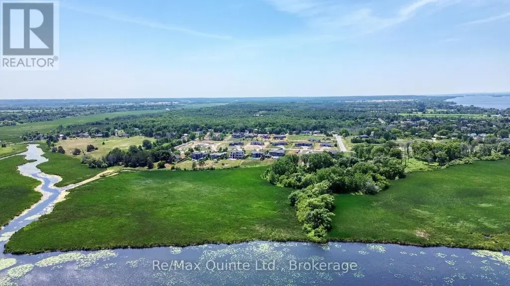 104 Navigation Drive, Prince Edward County (Ameliasburg Ward)