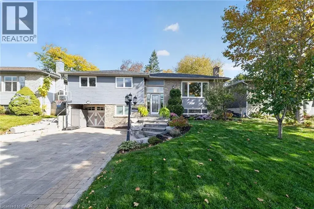 241 Bousfield Crescent, Milton