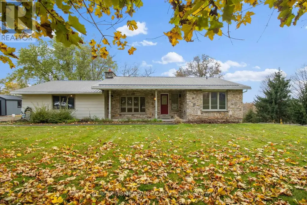 31 Main Street E, Elizabethtown-Kitley