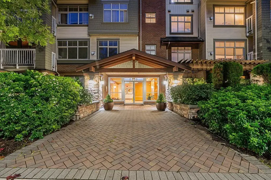 216 6500 194 Street, Surrey