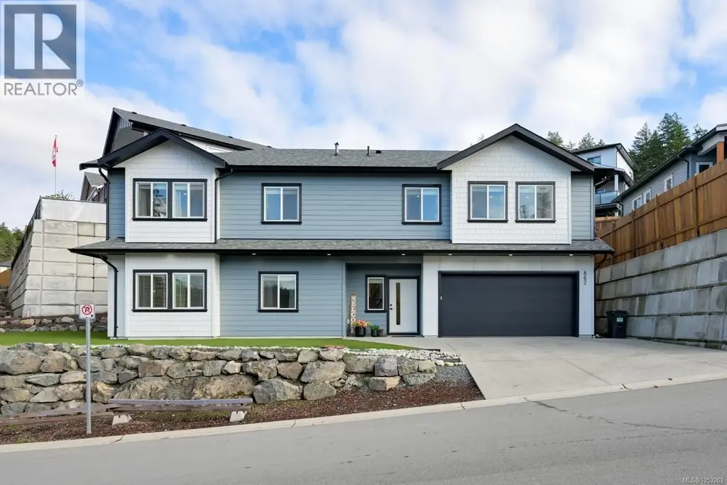 862 Tomack Loop, Langford