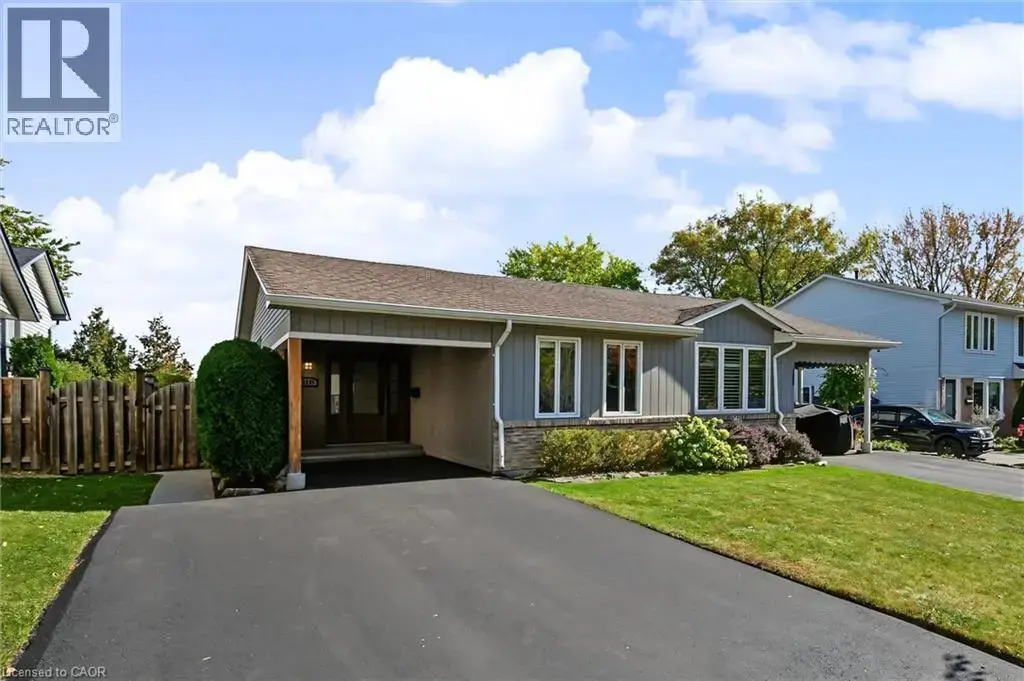 2355 Middlesmoor Crescent, Burlington