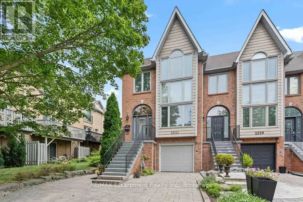 2331 Marine Drive, Oakville (BR Bronte)