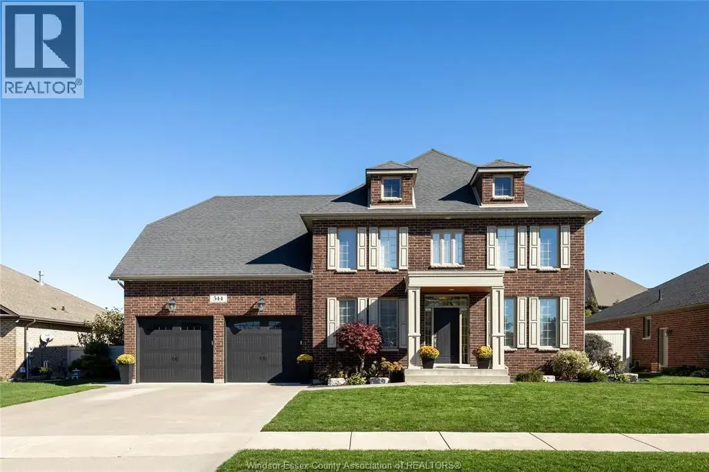 544 River Downs Avenue, Lakeshore