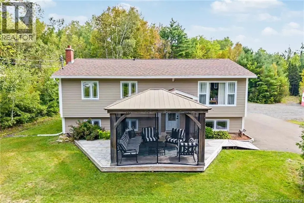 129 Christopher Drive, Burton