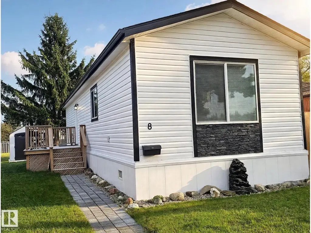 #8 12604 153 Av Nw Nw, Edmonton