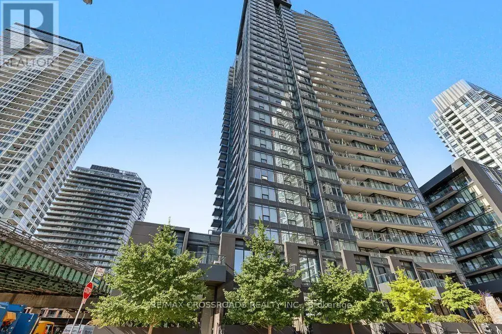 Th05 - 58 Queens Wharf Road, Toronto (Waterfront Communities)