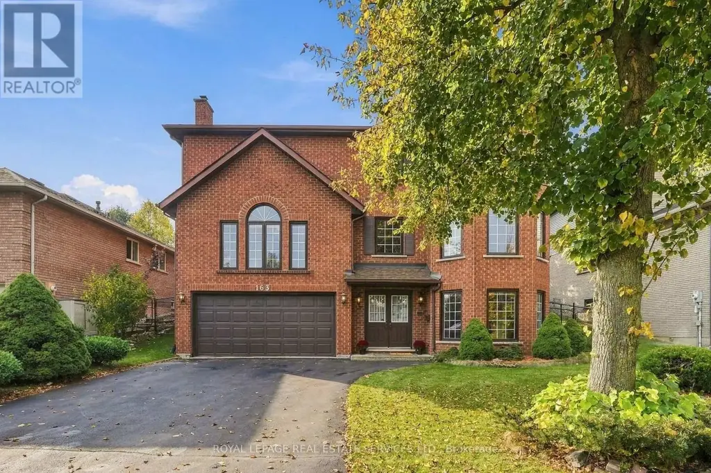 163 Bluebell Crescent, Hamilton (Ancaster)