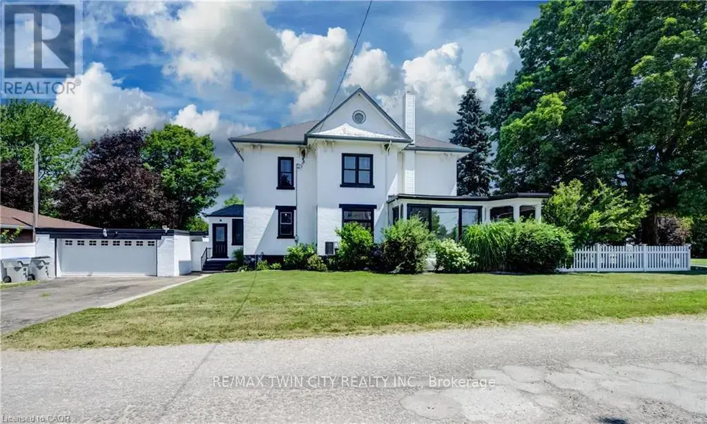 290 Turnberry Street, Huron East (Brussels)