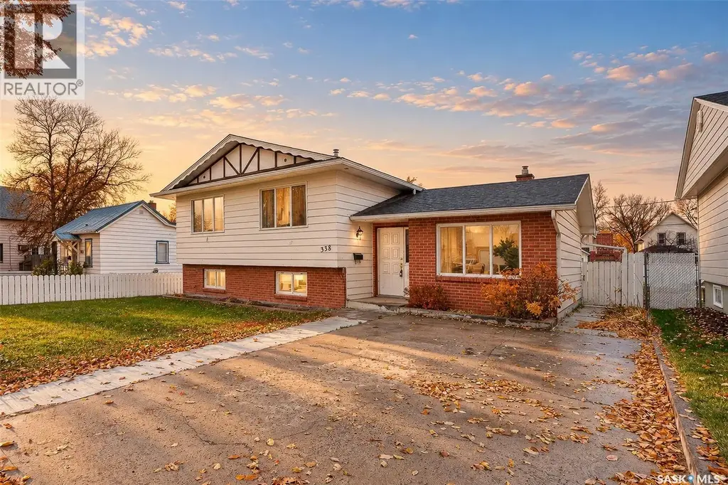 338 Grandview Street W, Moose Jaw