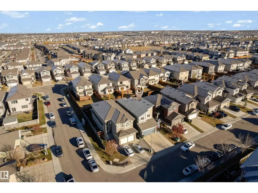 3324 12 Av Nw, Edmonton