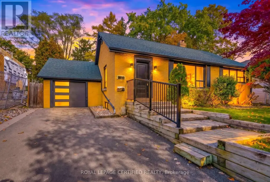 1359 Kenmuir Avenue, Mississauga (Mineola)