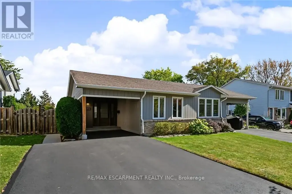 2355 Crescent Middlesmoor Crescent, Burlington (Brant Hills)