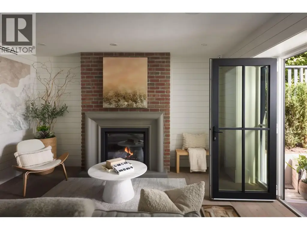 5589 Mackenzie Street, Vancouver