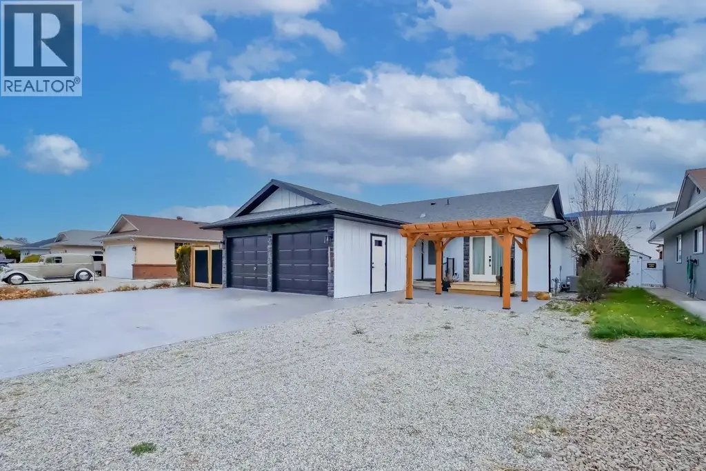 2830 Paris Street, Penticton