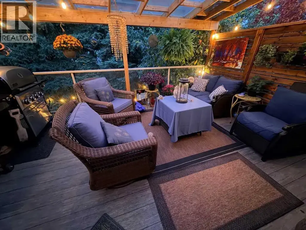 492 Silvergrove Gardens Nw, Calgary