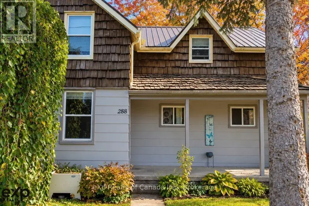288 Main Street, North Middlesex (Parkhill)