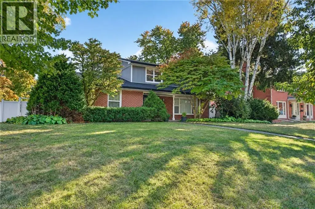 192 Waldoncroft Crescent, Burlington