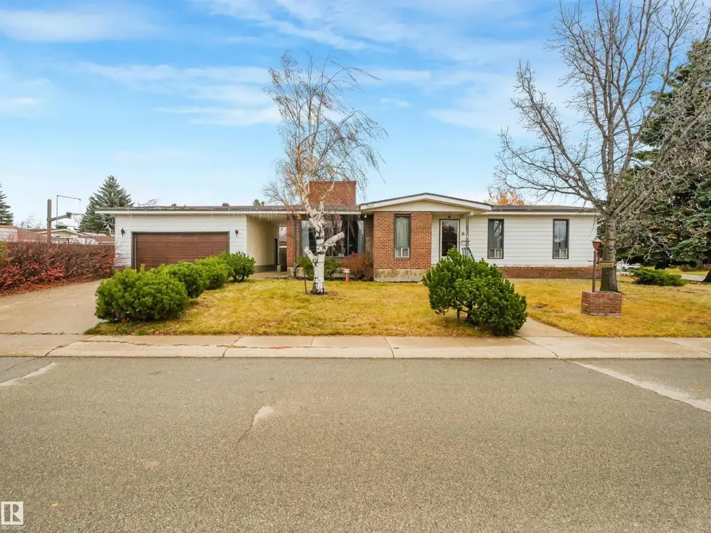 15103 92 St Nw, Edmonton