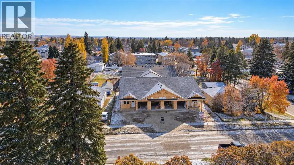 4, 5463 55 Avenue, Lacombe
