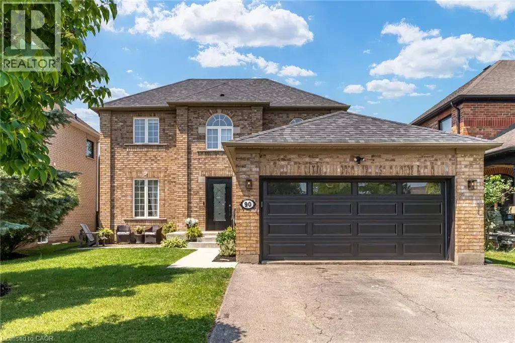 90 Davidson Boulevard, Dundas