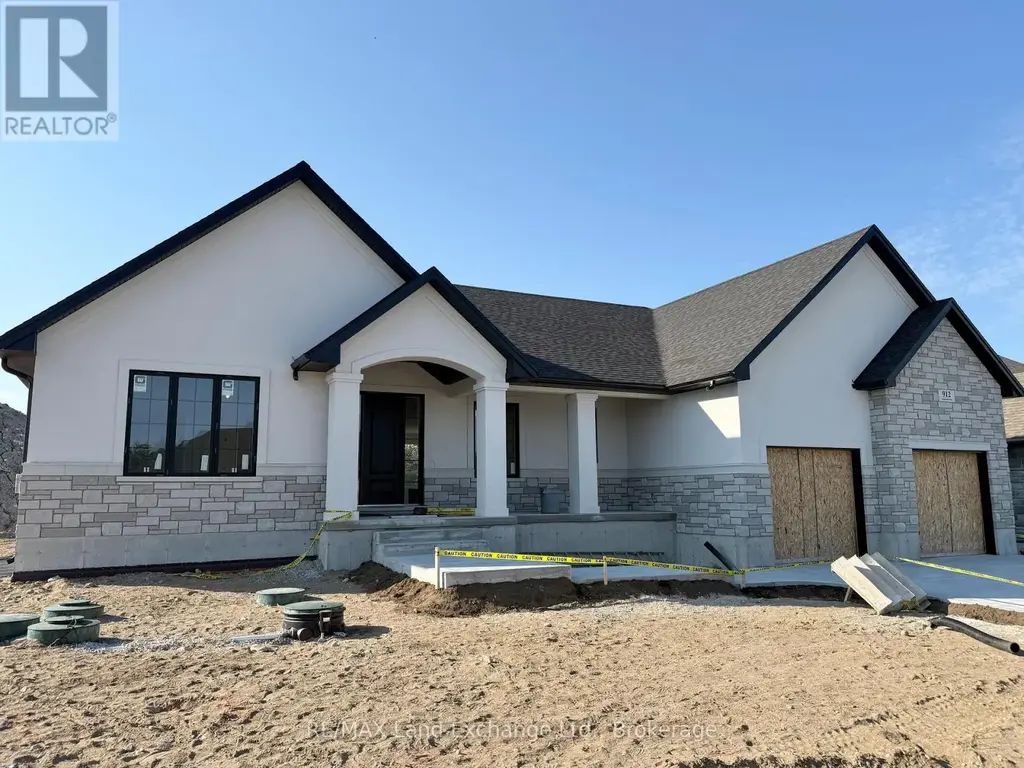 912 Bogdanovic Way, Huron-Kinloss