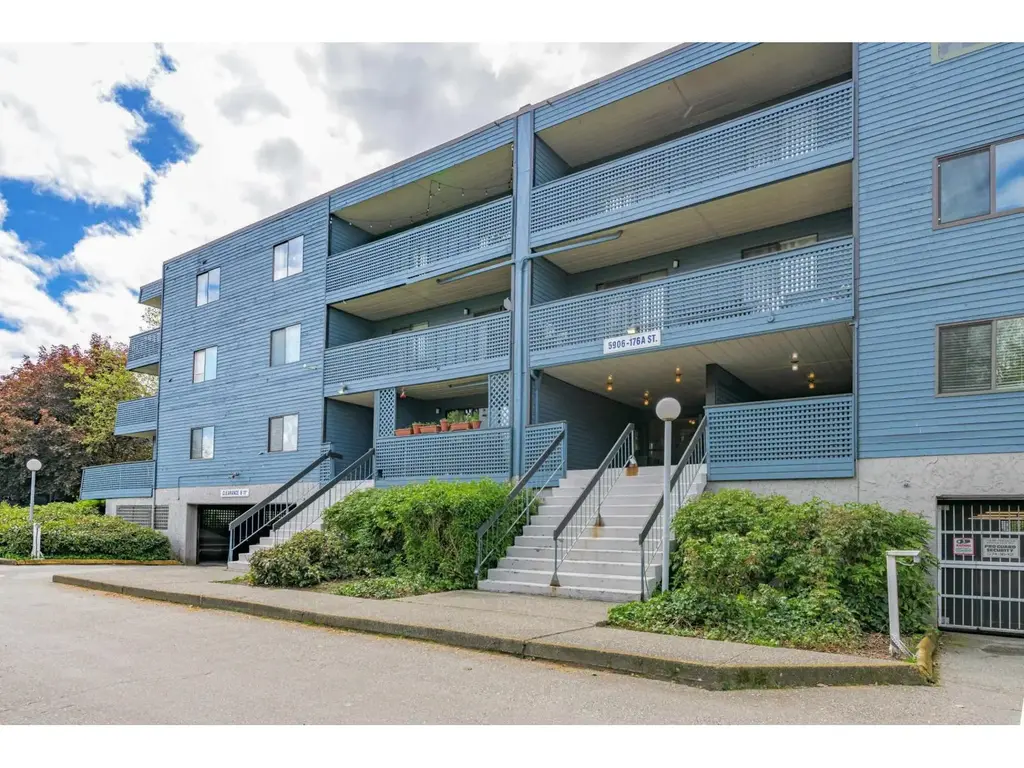 215 5906 176a Street, Surrey