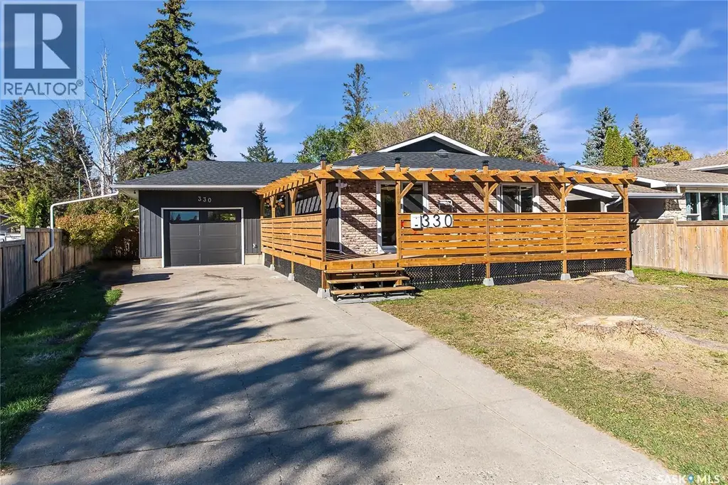 330 Acadia Drive, Saskatoon