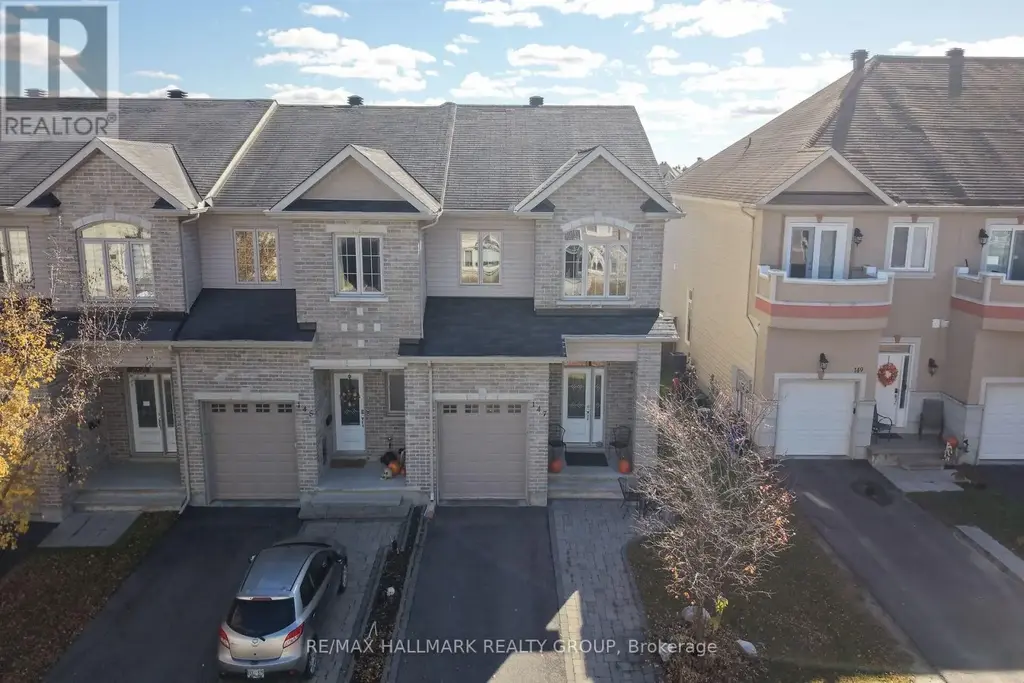 147 Whispering Winds Way, Ottawa