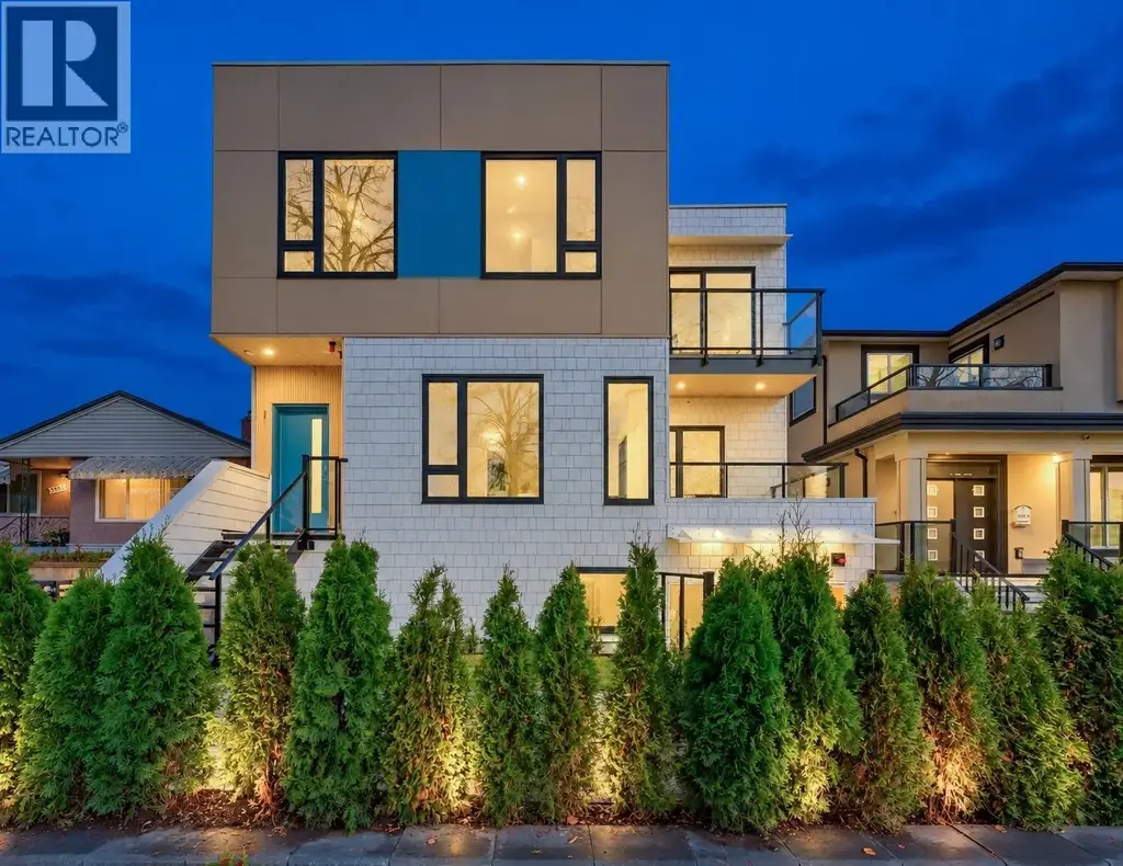 2 3391 Price Street, Vancouver