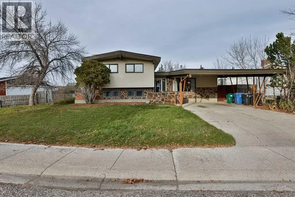 21 Lafayette Crescent, Lethbridge