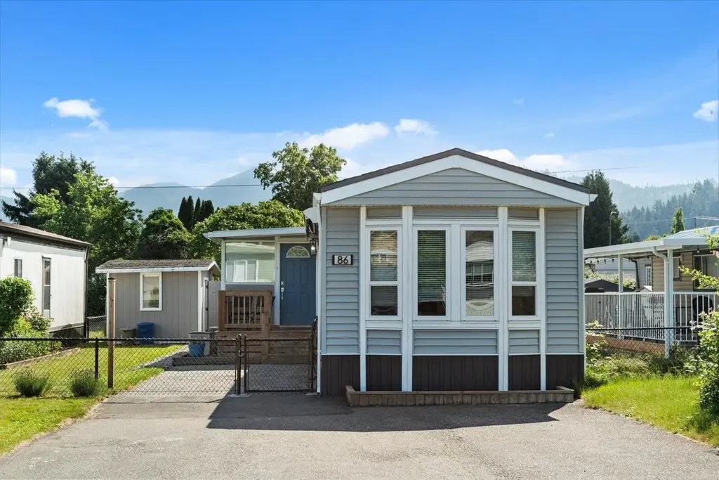 86 45640 Watson Road, Garrison Crossing, Chilliwack