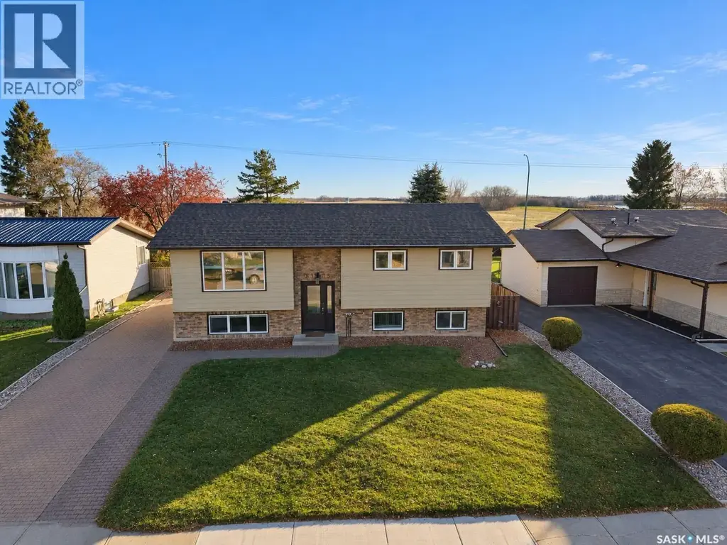 3375 Dent Crescent, Prince Albert
