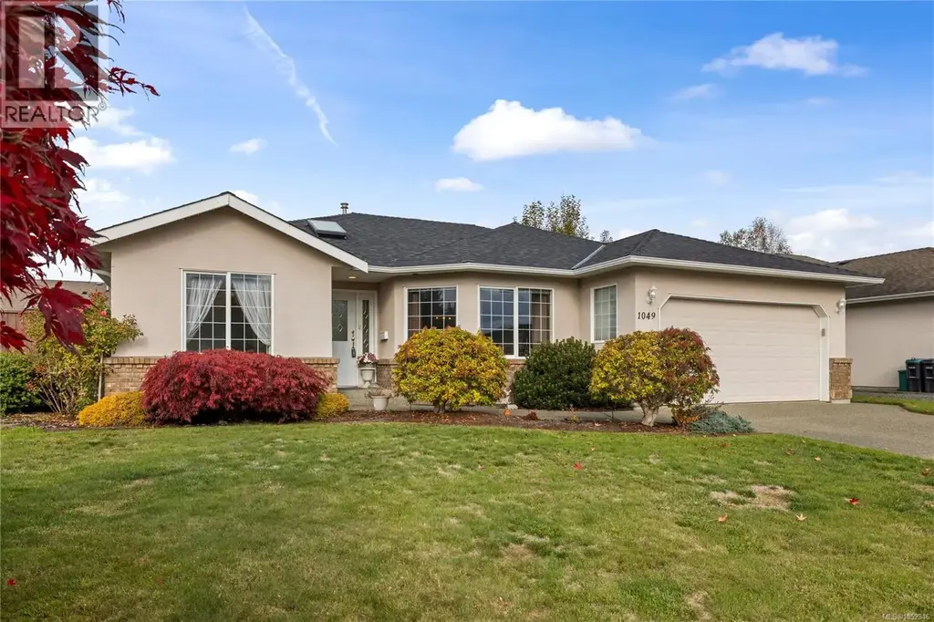 1049 Sunrise Dr, Qualicum Beach